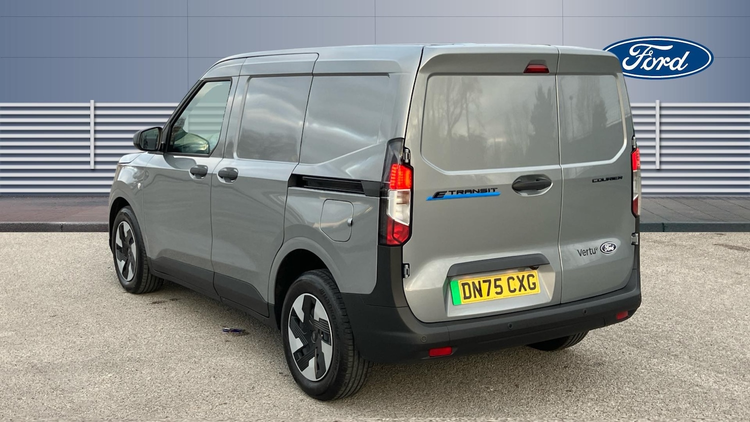 Used Ford Transit Courier 2025 for sale - 77113289: Photo 2