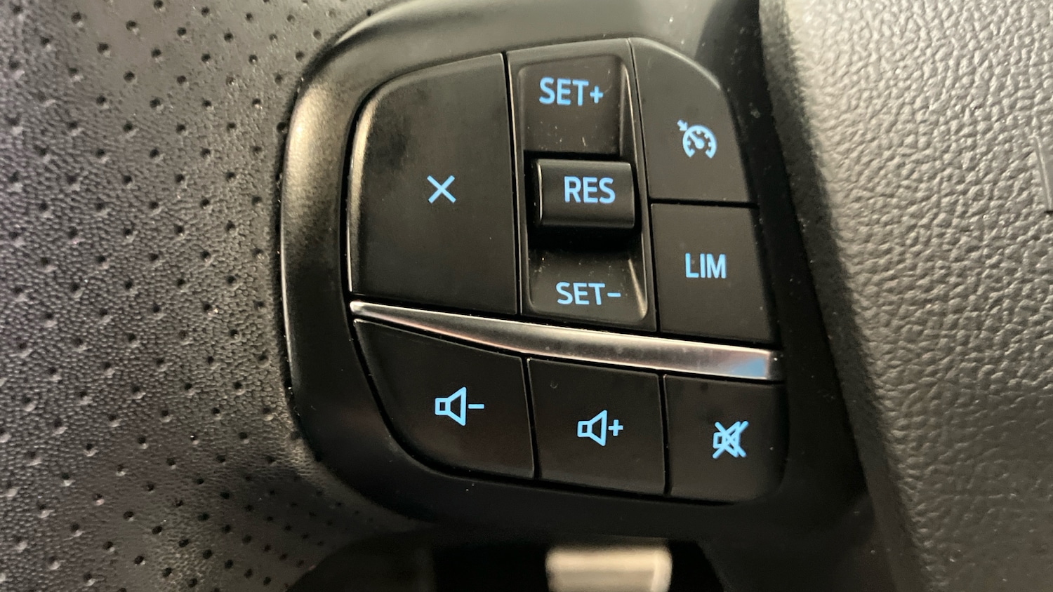 Used Ford Kuga 2023 for sale - 76974183: Photo 27