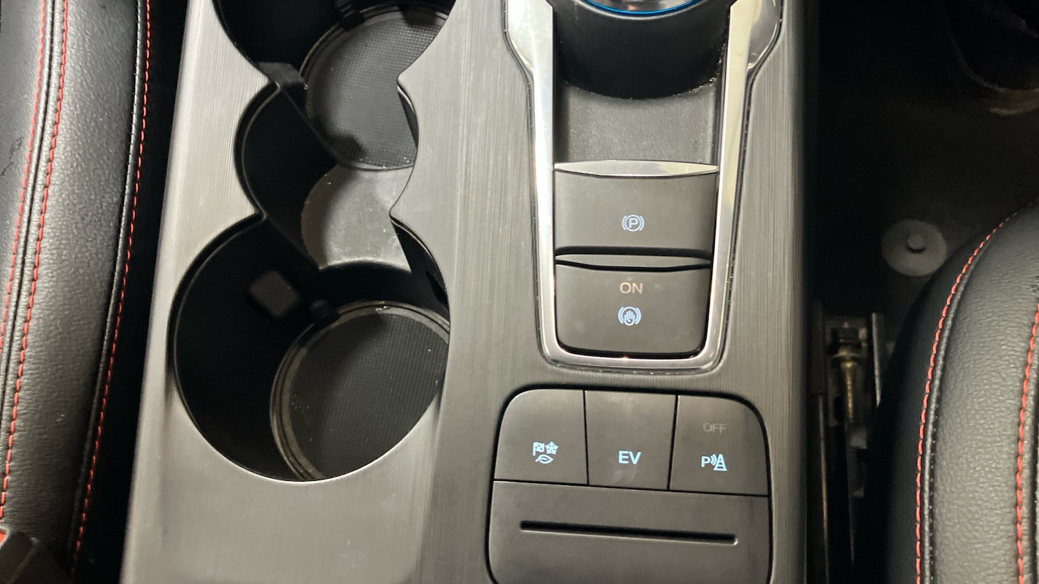 Used Ford Kuga 2023 for sale - 76974183: Photo 33