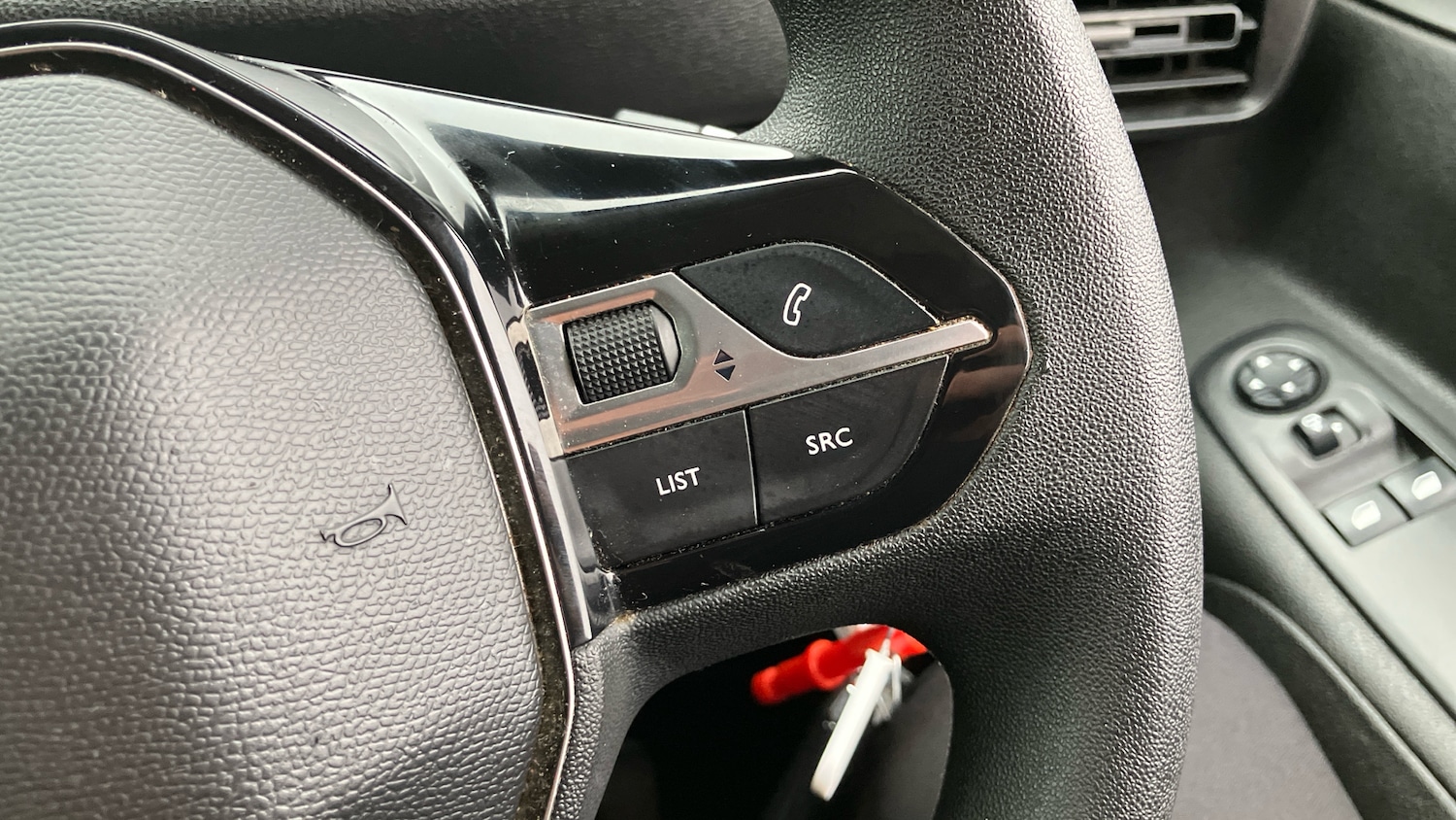 Used Peugeot Partner 2021 for sale - 77136871: Photo 23