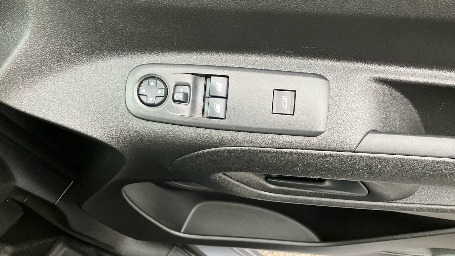 Used Peugeot Partner 2021 for sale - 77136871: Photo 27