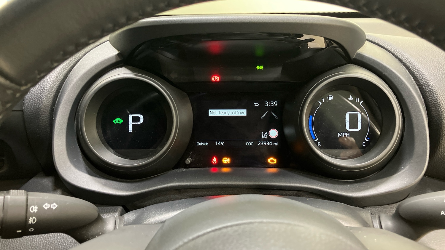 Used Toyota Yaris 2023 for sale - 77019136: Photo 18