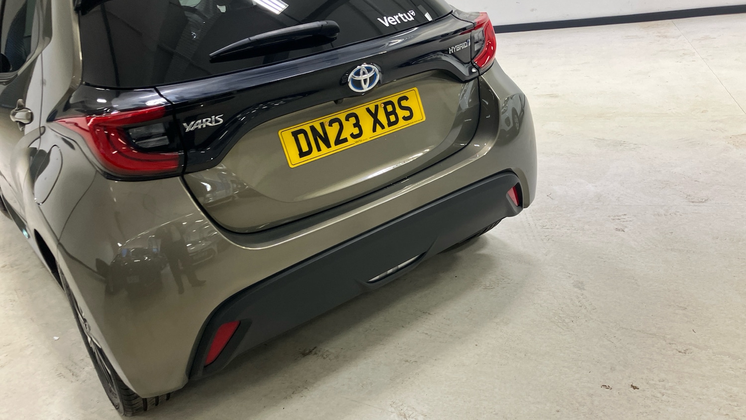 Used Toyota Yaris 2023 for sale - 77019136: Photo 28