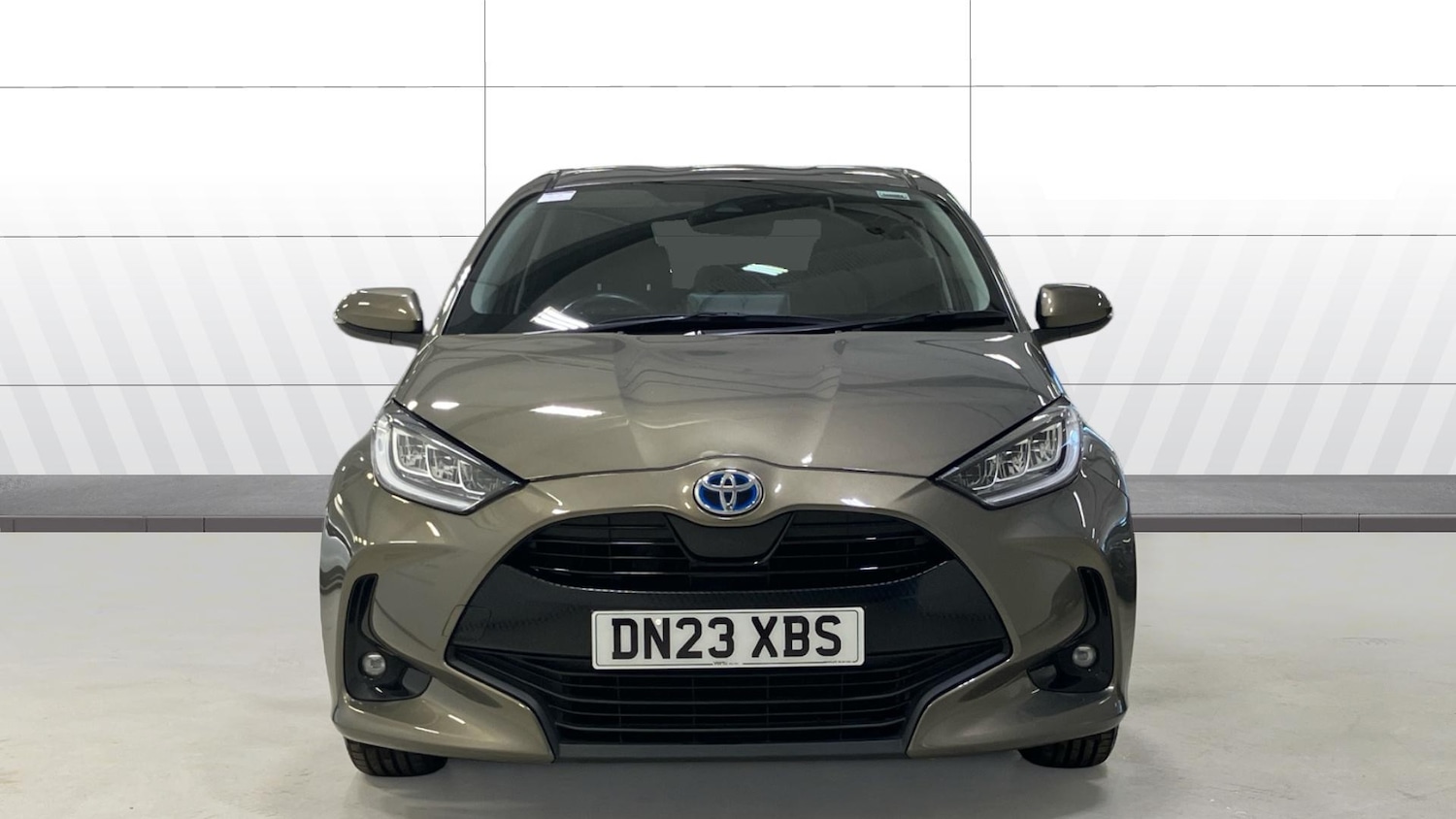 Used Toyota Yaris 2023 for sale - 77019136: Photo 3