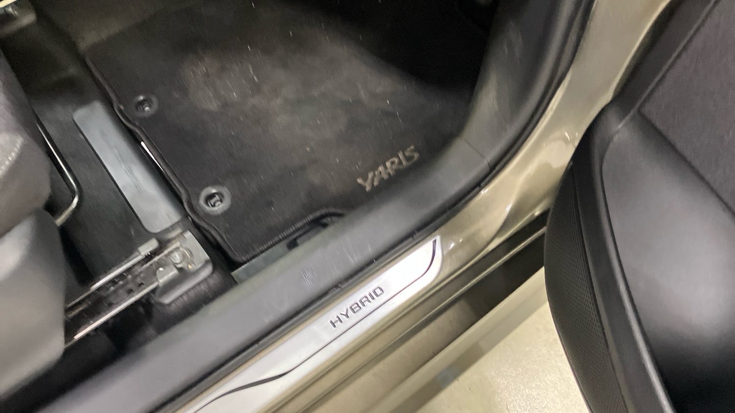 Used Toyota Yaris 2023 for sale - 77019136: Photo 44