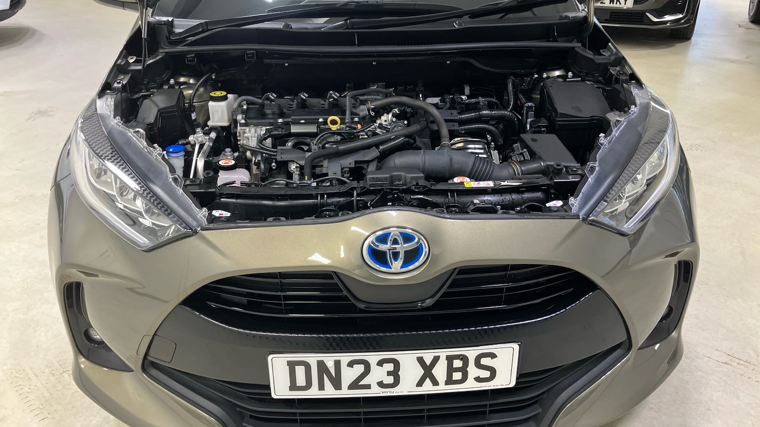 Used Toyota Yaris 2023 for sale - 77019136: Photo 8