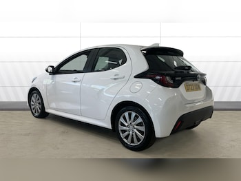 Used Toyota Yaris 2023 for sale - 79385807: Photo