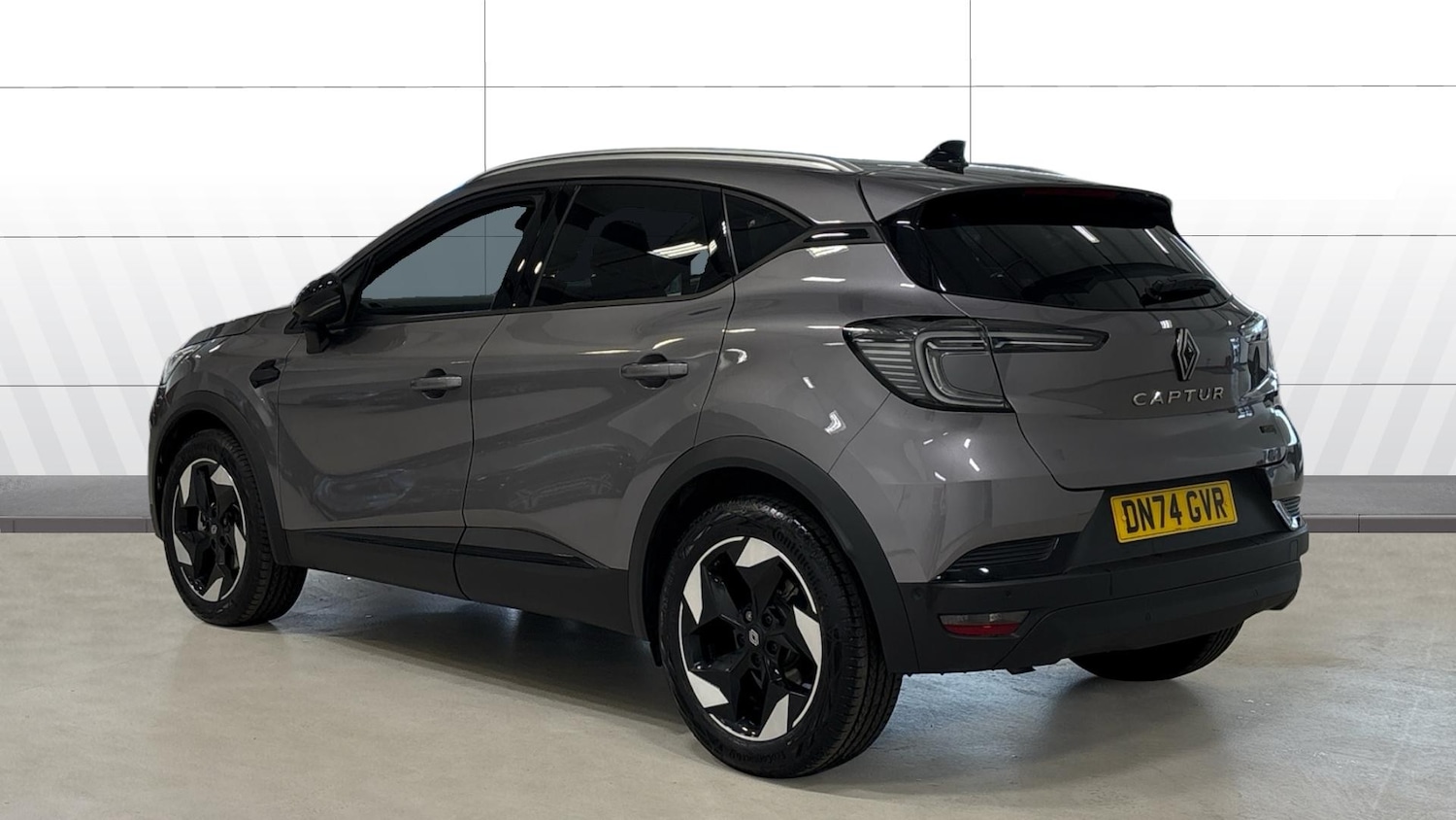 Used Renault Captur 2024 for sale - 77720962: Photo 2