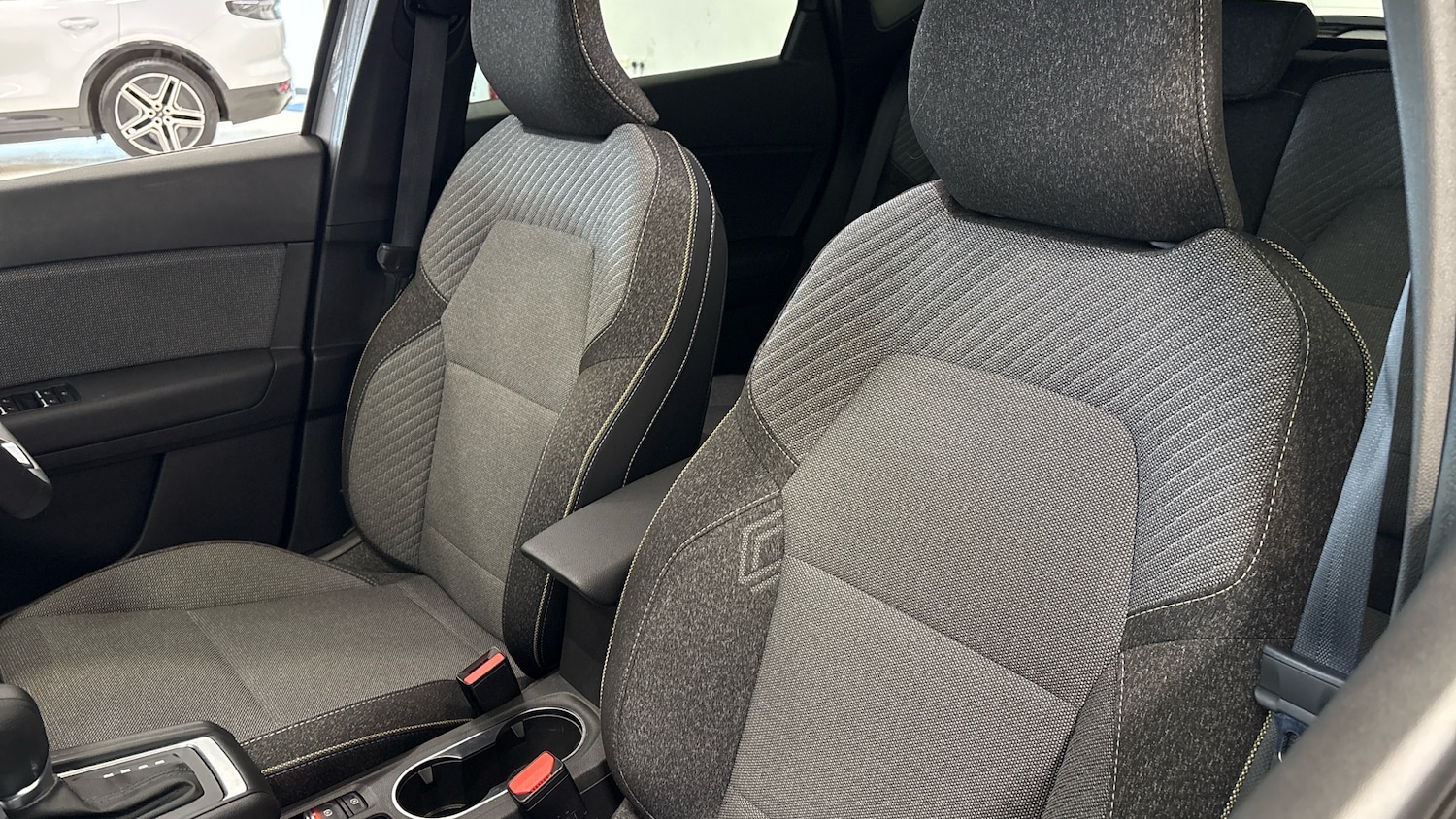 Used Renault Captur 2024 for sale - 77720962: Photo 24