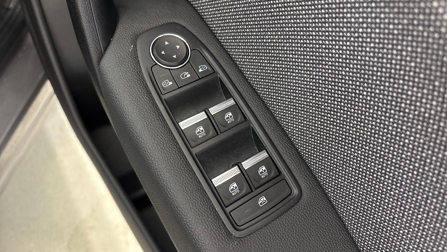 Used Renault Captur 2024 for sale - 77720962: Photo 33