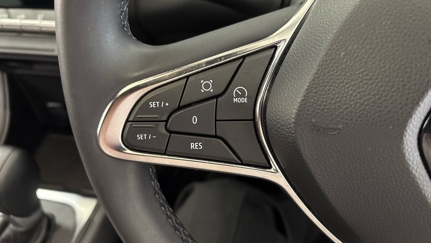 Used Renault Captur 2024 for sale - 77720962: Photo 37