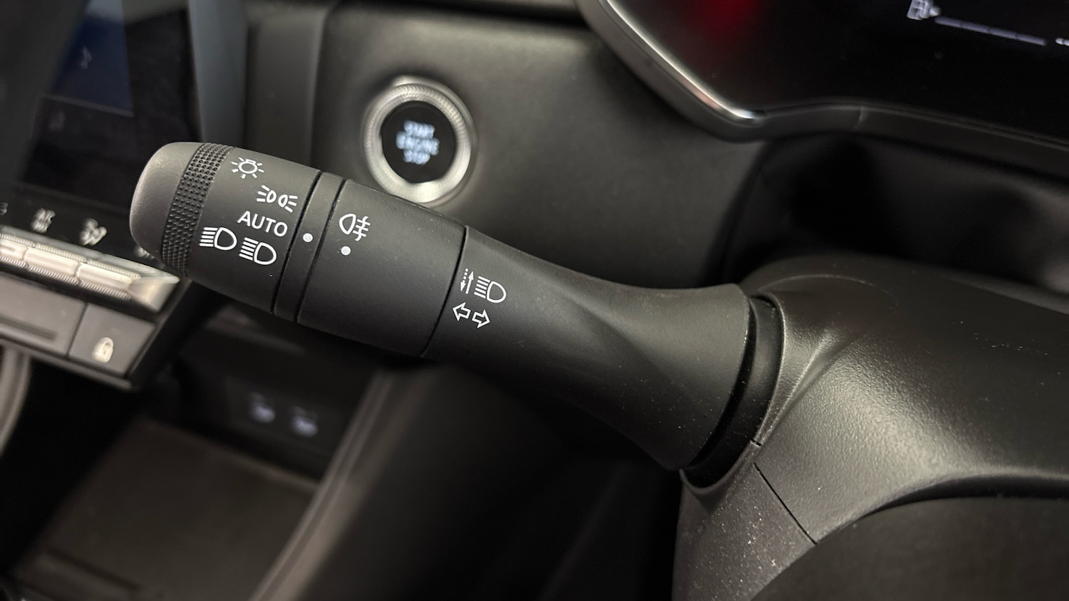 Used Renault Captur 2024 for sale - 77720962: Photo 38