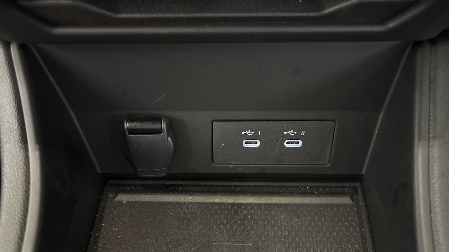 Used Renault Captur 2024 for sale - 77720962: Photo 39