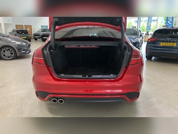 Used Jaguar XE 2020 for sale - 79429220: Photo