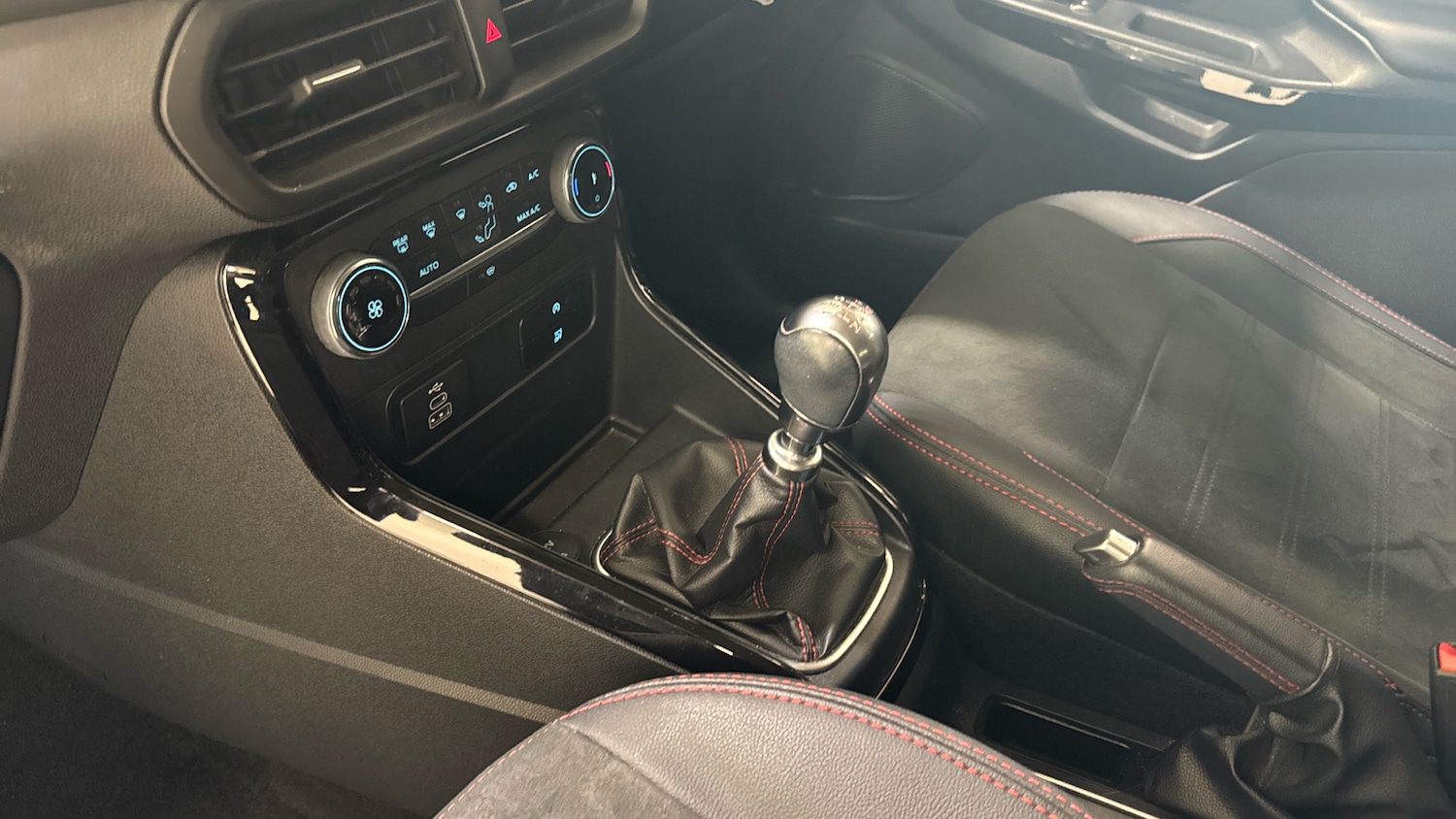 Used Ford Ecosport 2023 for sale - 77931552: Photo 13