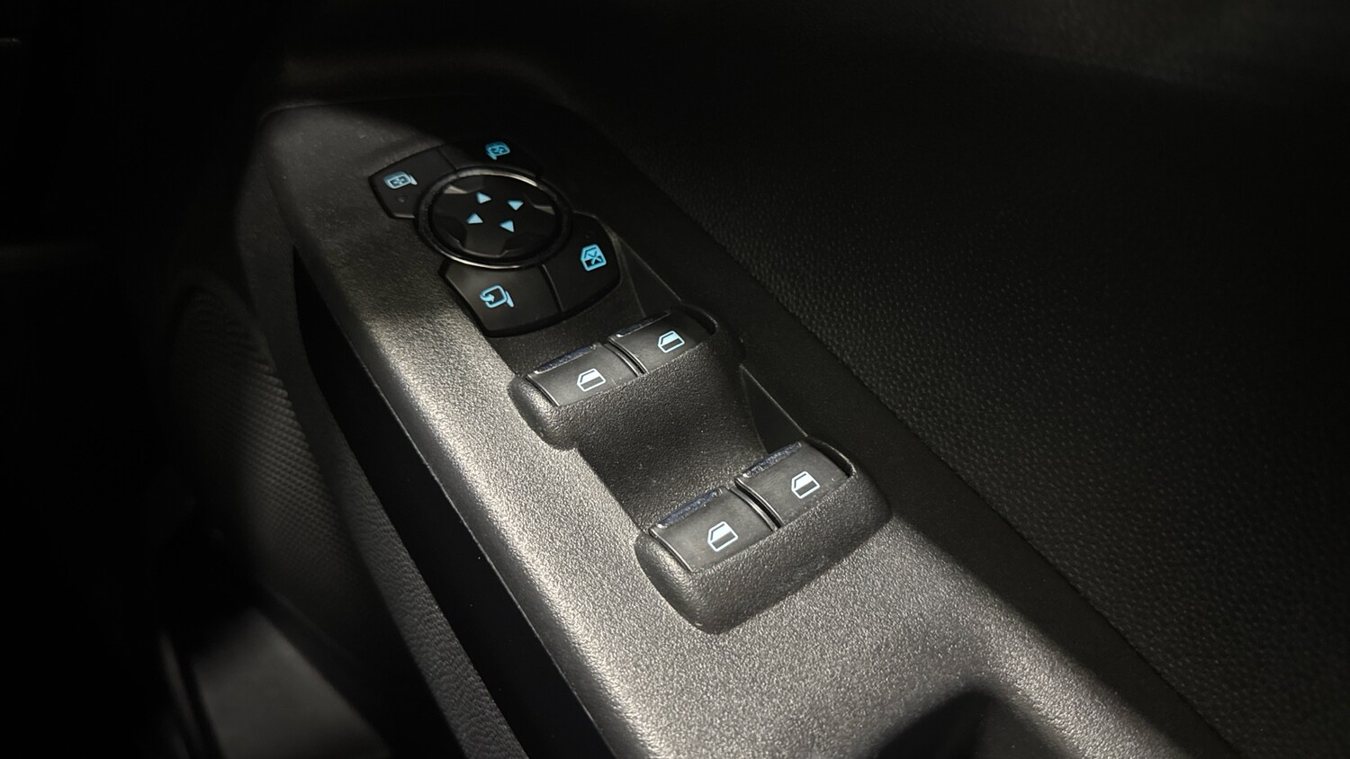 Used Ford Ecosport 2023 for sale - 77931552: Photo 26