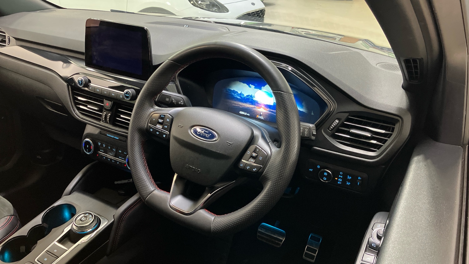 Used Ford Kuga 2023 for sale - 76517905: Photo 11