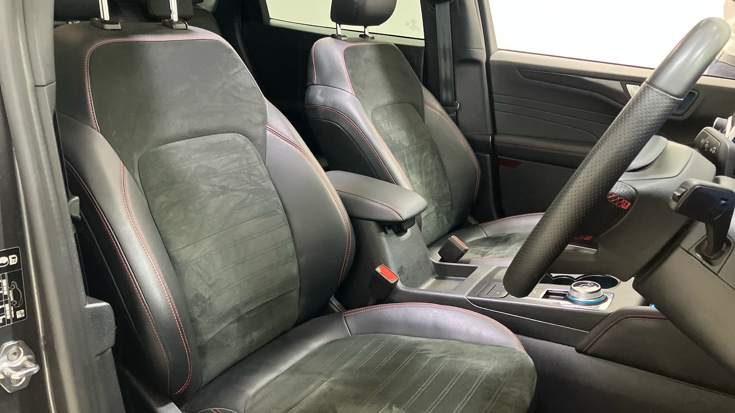 Used Ford Kuga 2023 for sale - 76517905: Photo 33