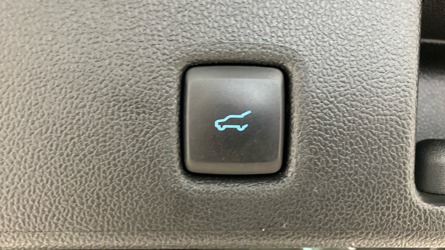 Used Ford Kuga 2023 for sale - 76517905: Photo 37