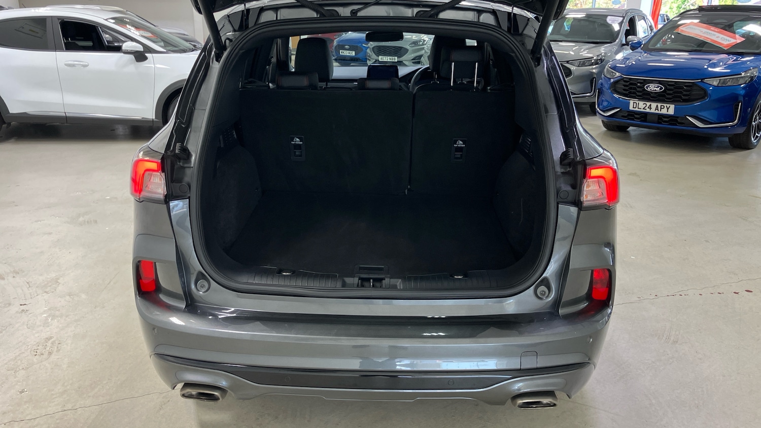 Used Ford Kuga 2023 for sale - 76517905: Photo 4