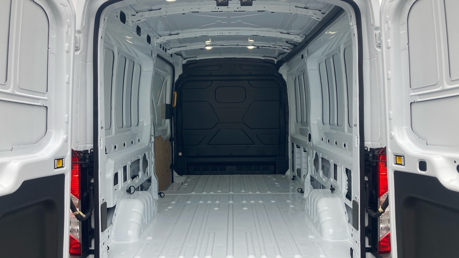 Used Ford Transit 2025 for sale - 76476370: Photo 12