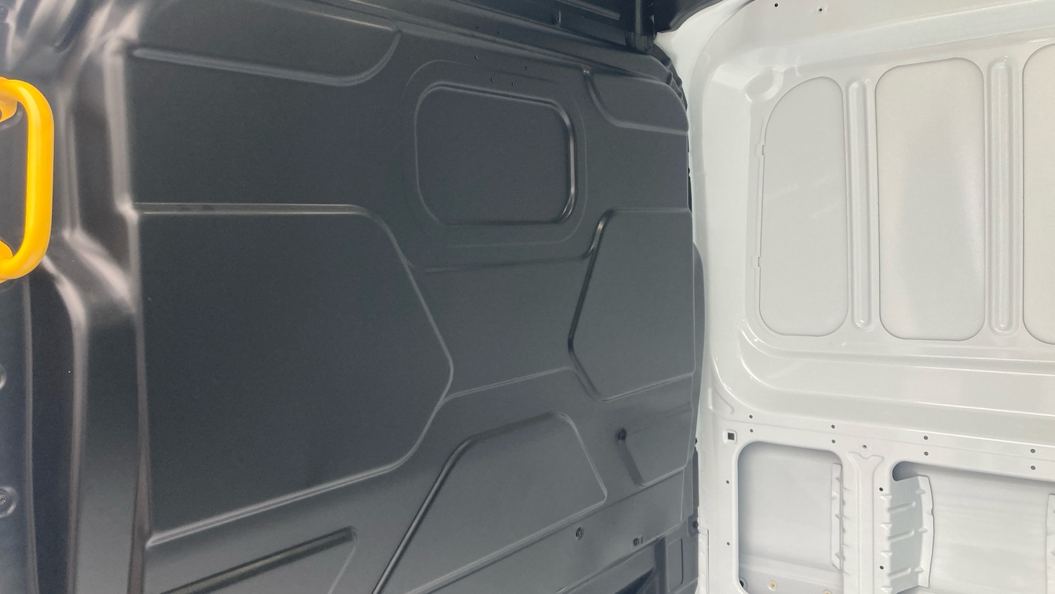 Used Ford Transit 2025 for sale - 76476370: Photo 18