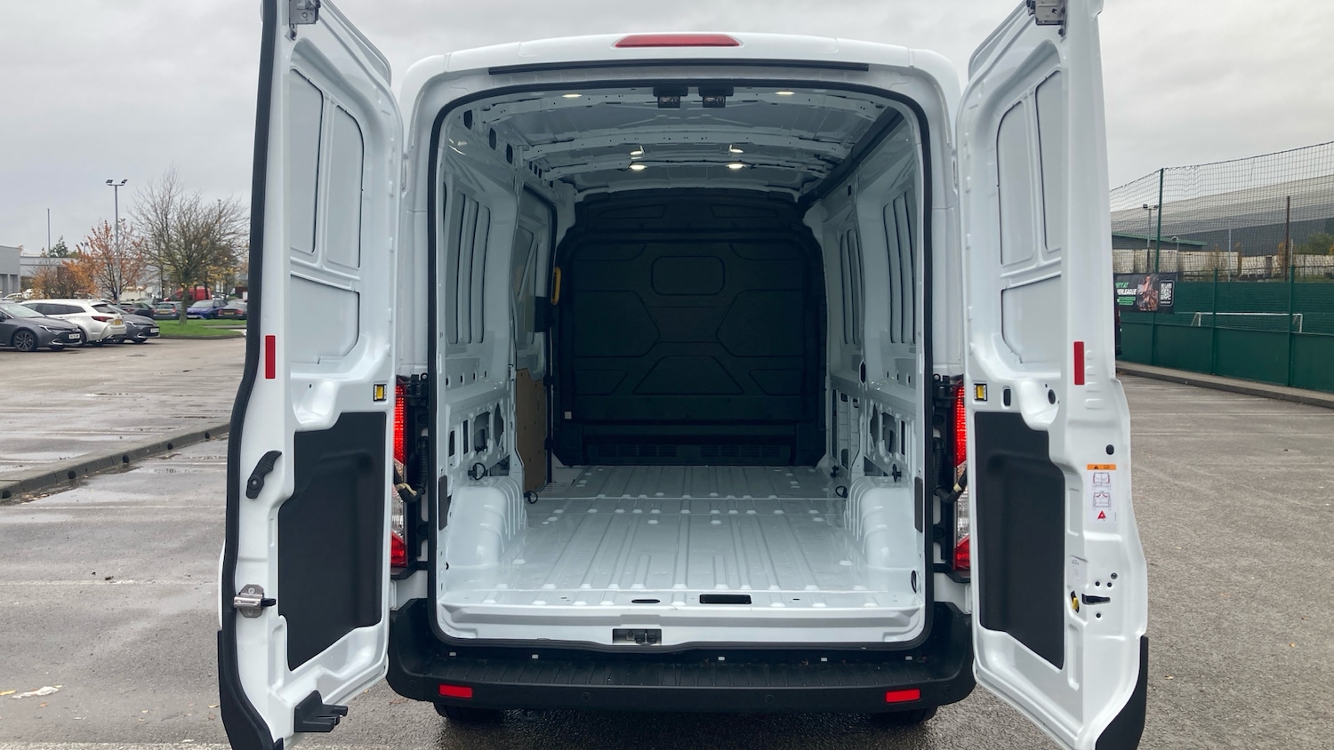 Used Ford Transit 2025 for sale - 76476370: Photo 3