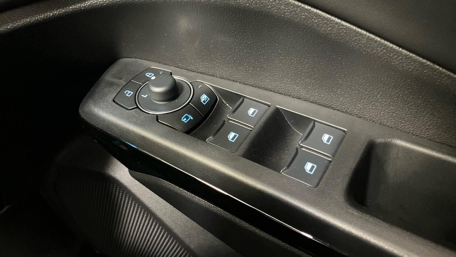 Used Ford Puma 2025 for sale - 78162385: Photo 35