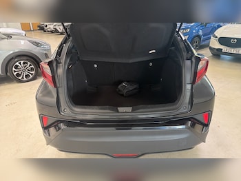 Used Toyota C-HR 2020 for sale - 78353189: Photo