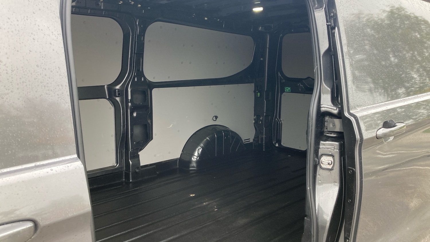 Used Ford Transit Custom 2024 for sale - 76320011: Photo 5