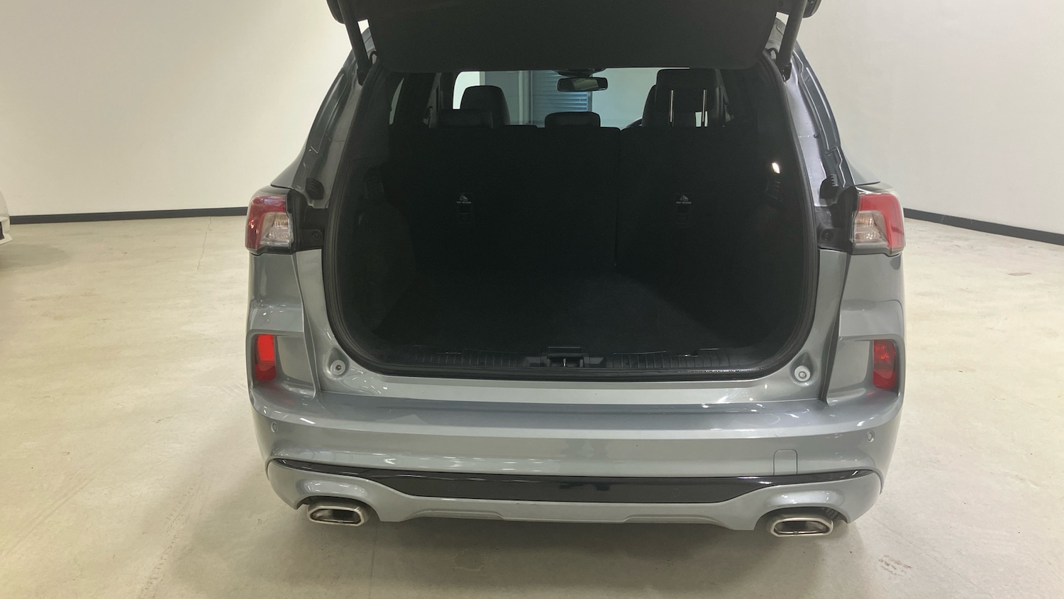 Used Ford Kuga 2023 for sale - 76918142: Photo 4