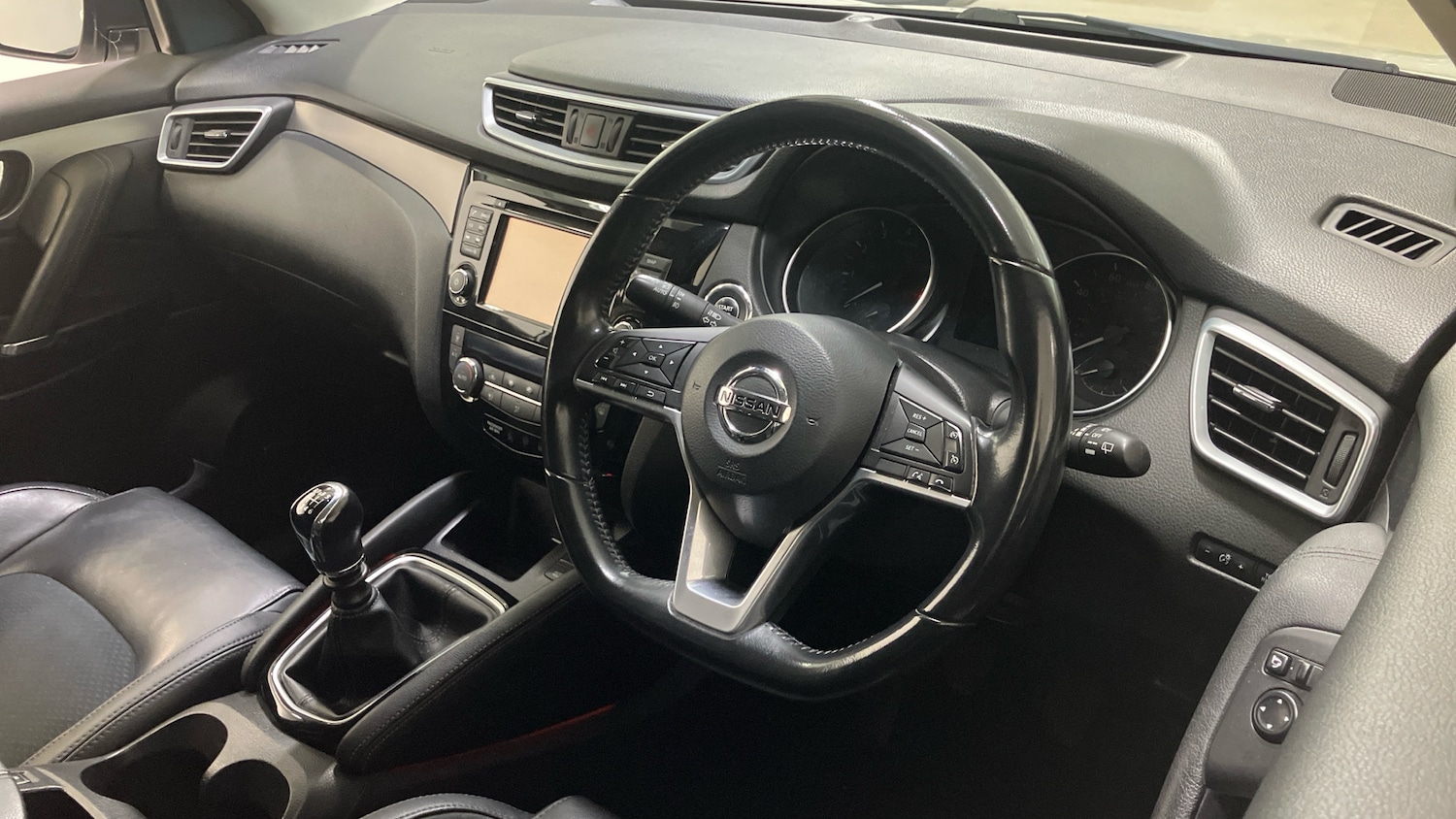 Used Nissan Qashqai 2018 for sale - 77052934: Photo 11