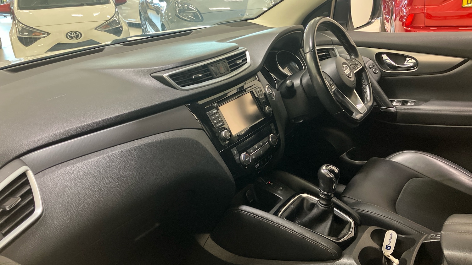 Used Nissan Qashqai 2018 for sale - 77052934: Photo 9