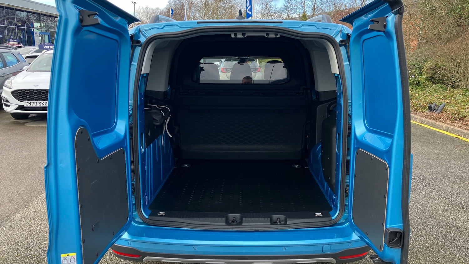 Used Ford Transit Connect 2025 for sale - 77363265: Photo 3