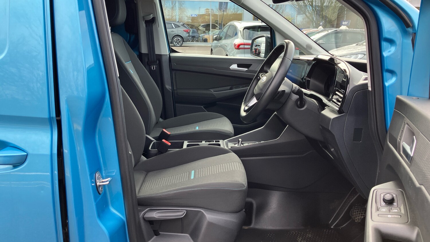 Used Ford Transit Connect 2025 for sale - 77363265: Photo 6