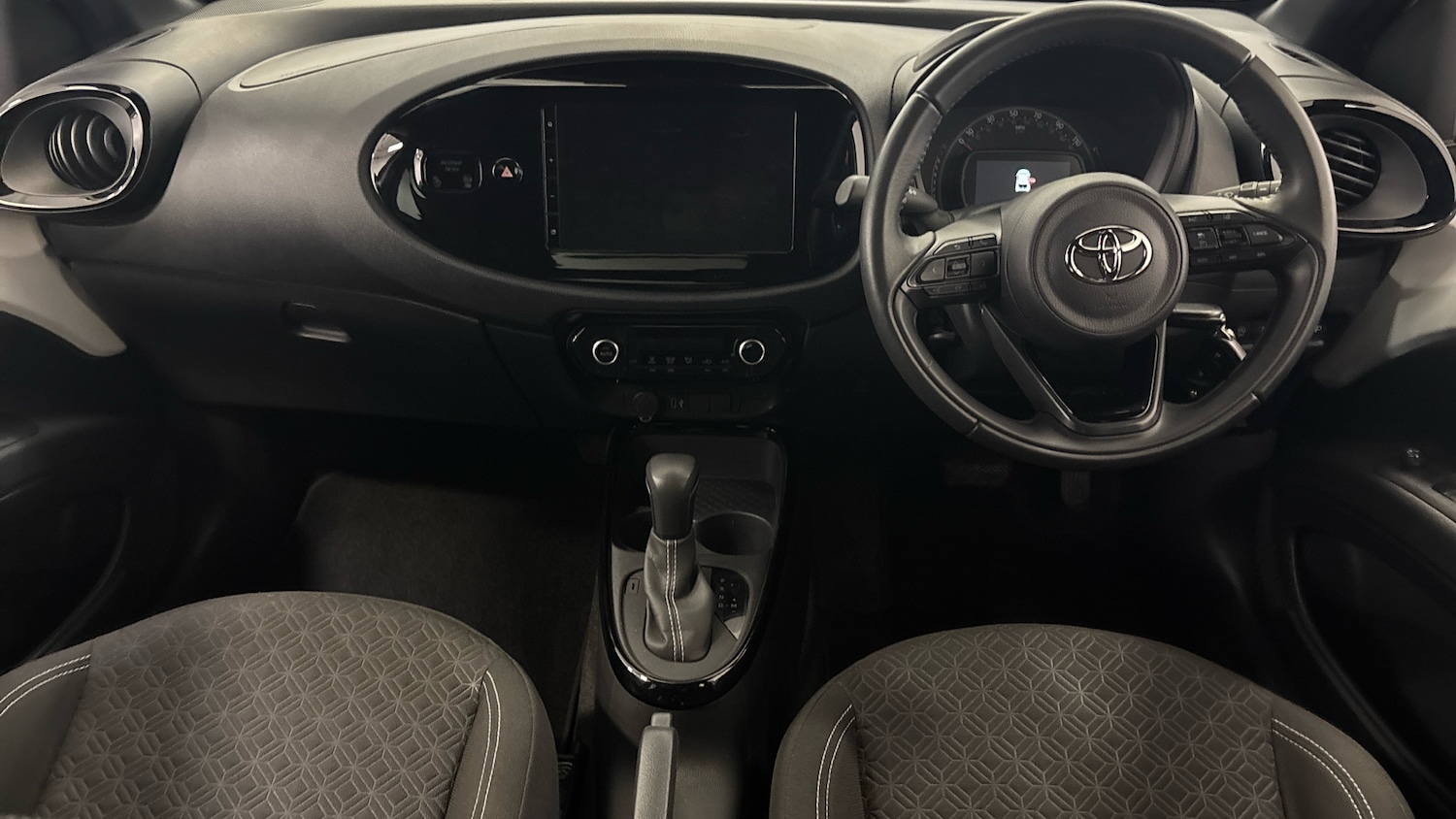 Used Toyota Aygo X 2024 for sale - 77201126: Photo 10