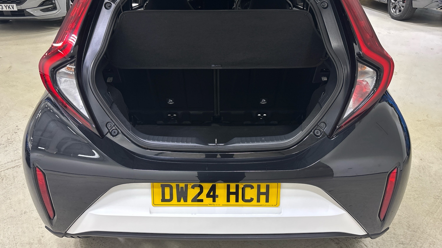 Used Toyota Aygo X 2024 for sale - 77201126: Photo 4