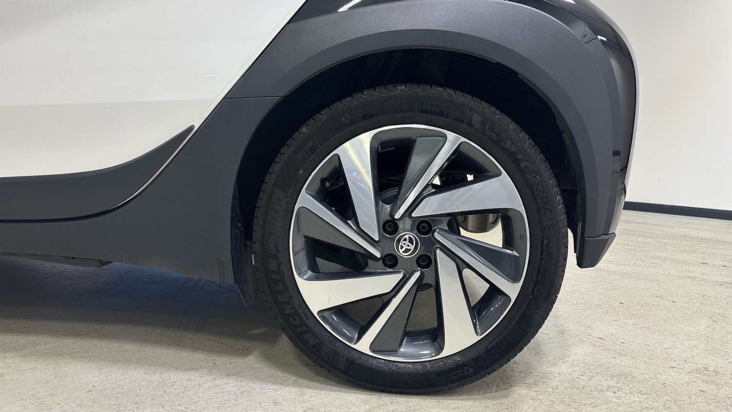 Used Toyota Aygo X 2024 for sale - 77201126: Photo 7