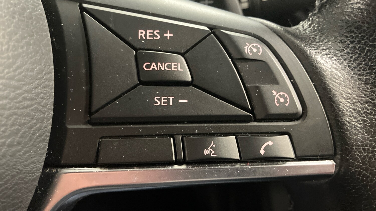 Used Nissan Juke 2021 for sale - 77459628: Photo 30