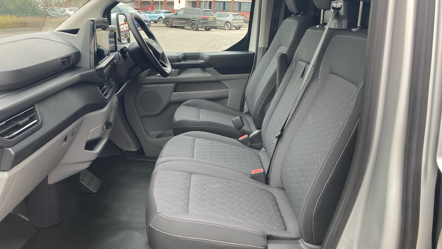 Used Ford Transit Custom 2025 for sale - 77997513: Photo 13