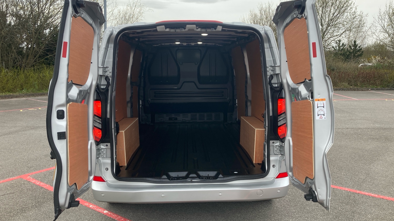 Used Ford Transit Custom 2025 for sale - 77997513: Photo 3