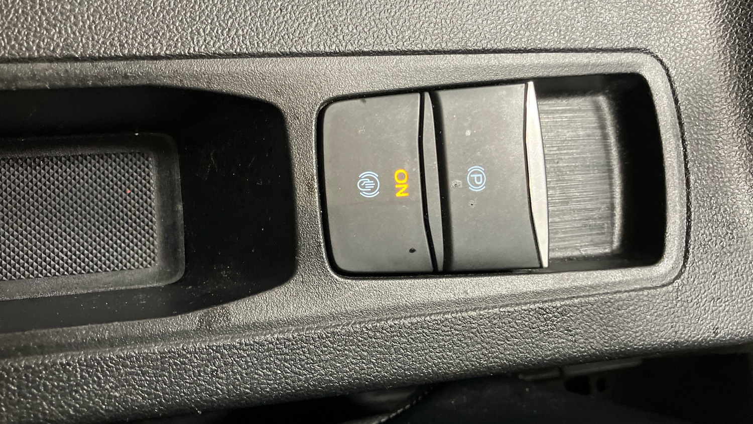 Used Ford Kuga 2020 for sale - 76603292: Photo 29