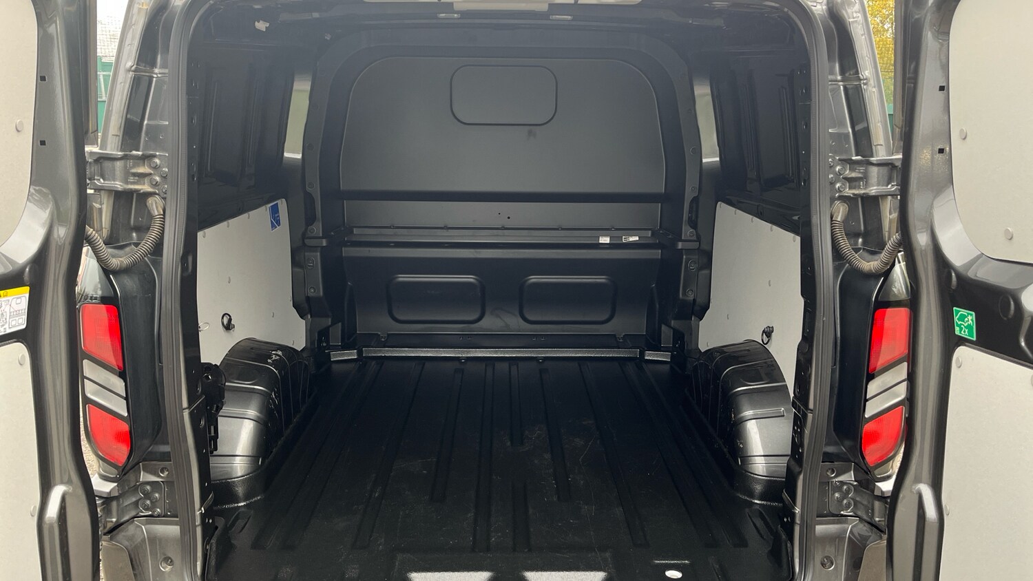 Used Ford Transit Custom 2025 for sale - 76517510: Photo 12