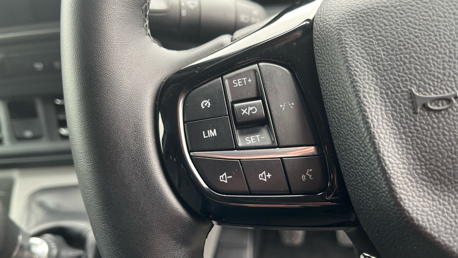 Used Ford Transit Custom 2025 for sale - 76517510: Photo 24