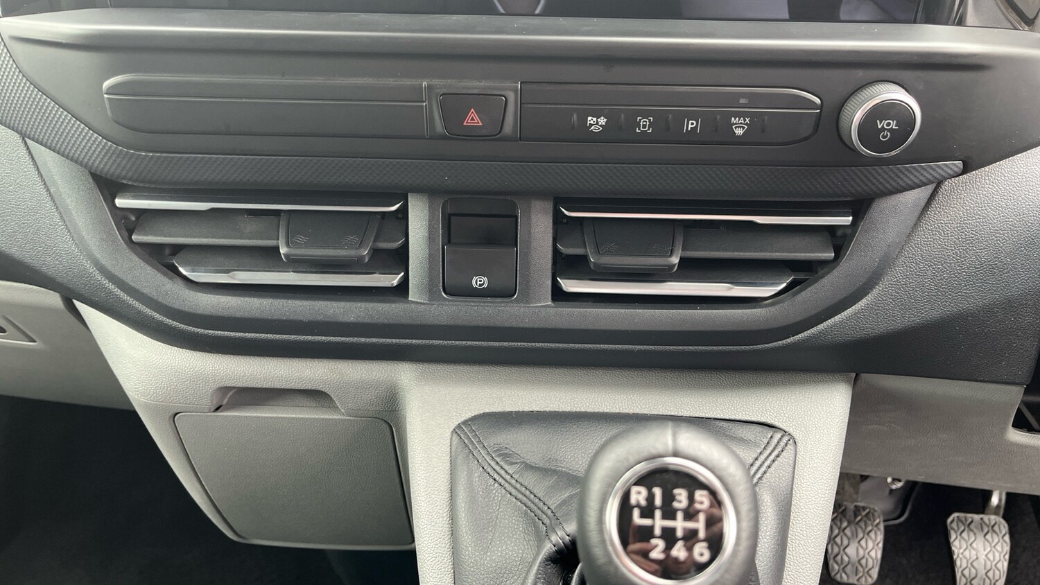 Used Ford Transit Custom 2025 for sale - 76517510: Photo 25