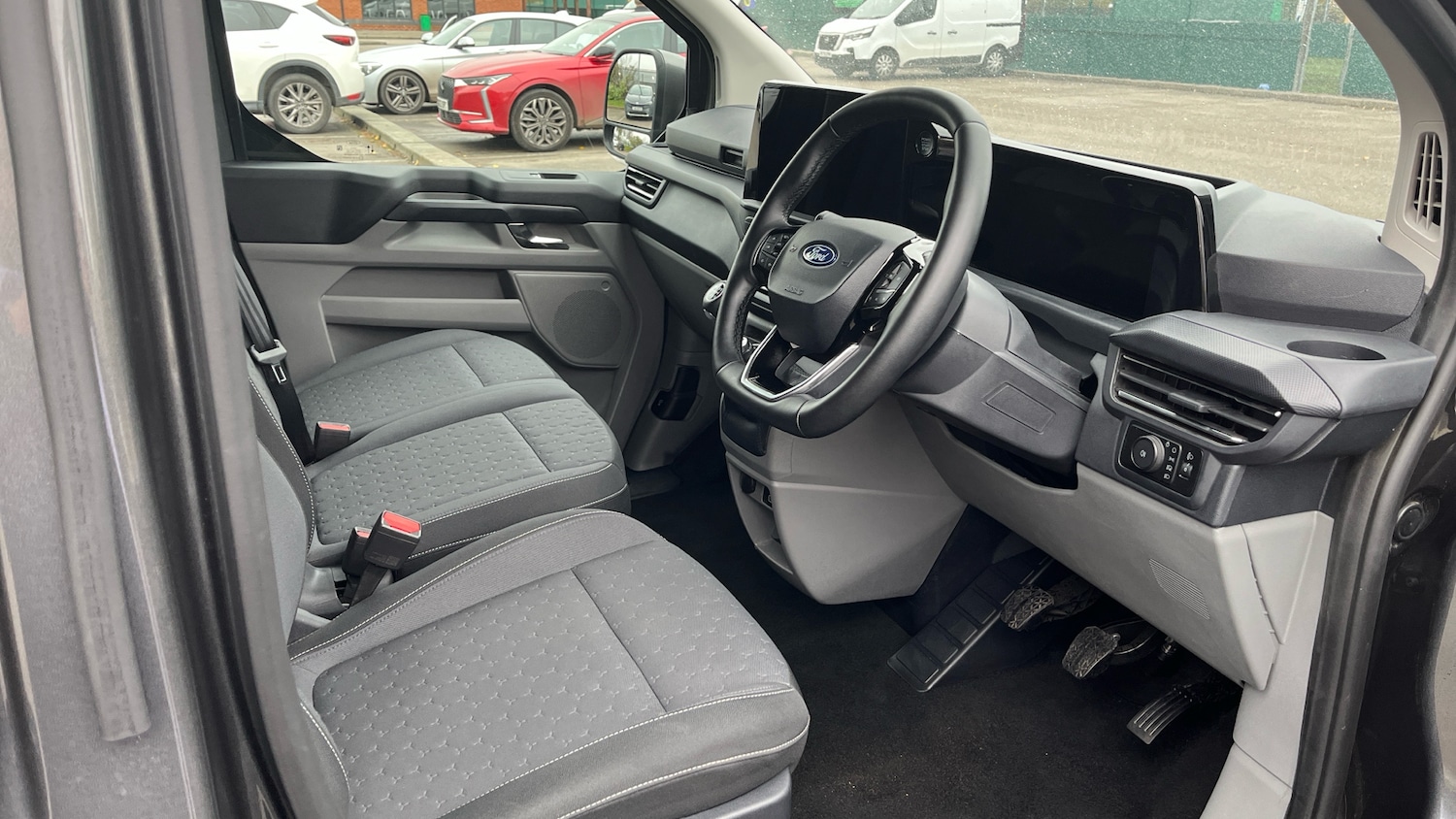 Used Ford Transit Custom 2025 for sale - 76517510: Photo 6