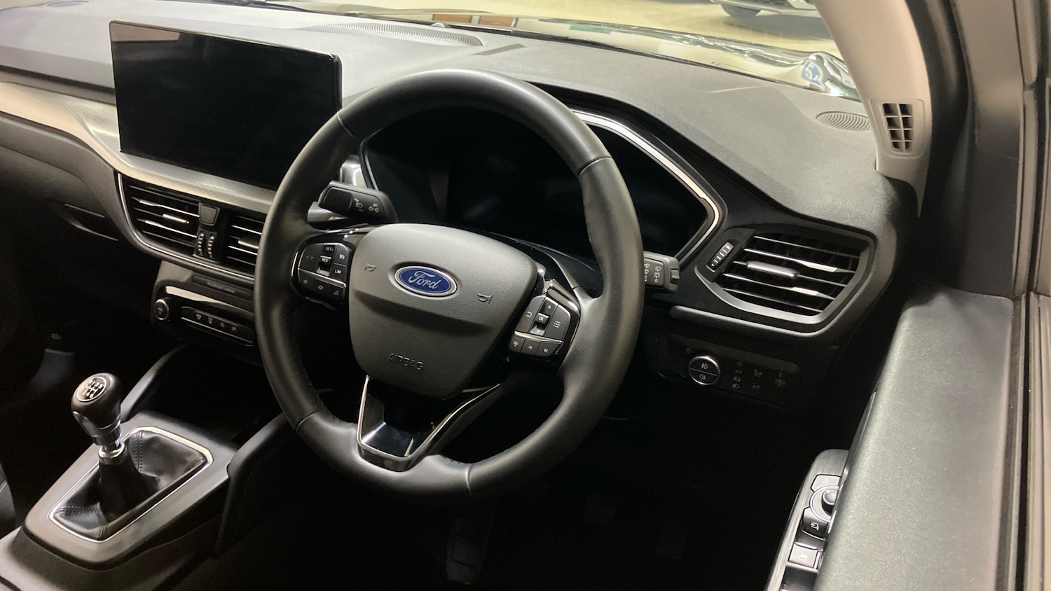 Used Ford Kuga 2025 for sale - 77380599: Photo 11