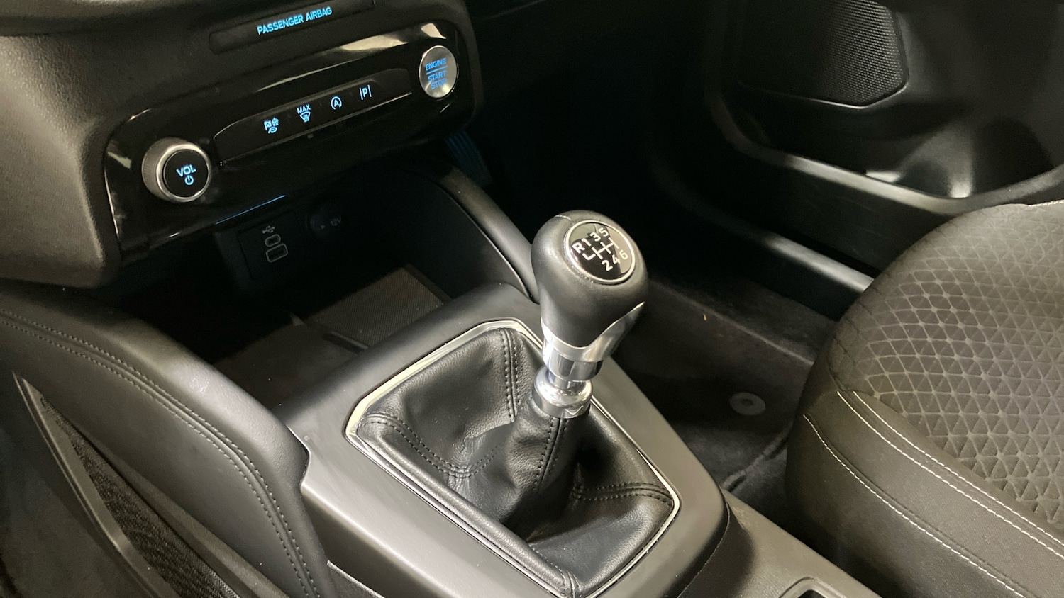 Used Ford Kuga 2025 for sale - 77380599: Photo 13