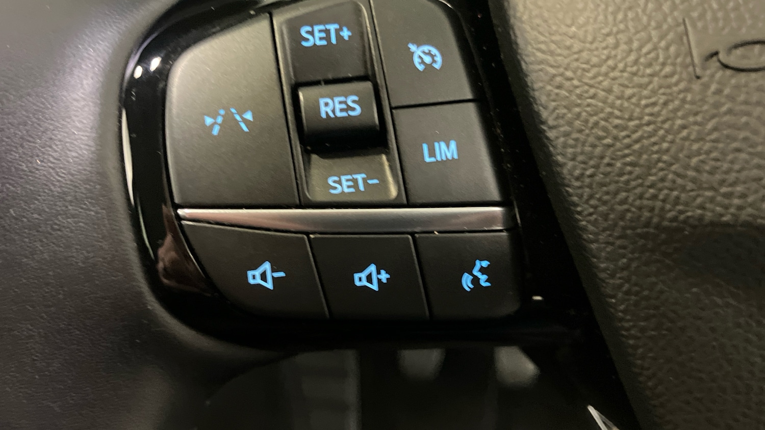 Used Ford Kuga 2025 for sale - 77380599: Photo 28