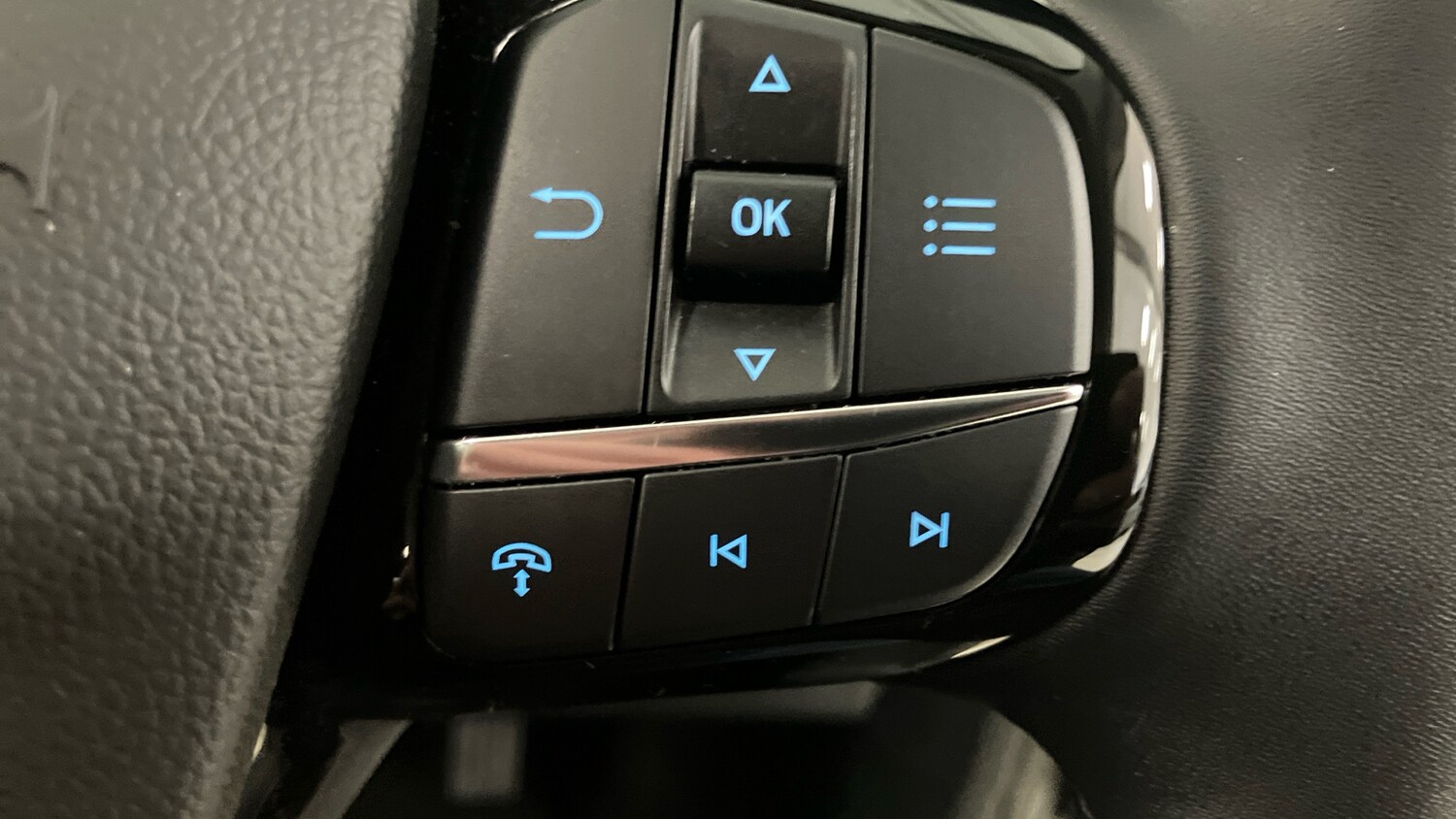 Used Ford Kuga 2025 for sale - 77380599: Photo 29